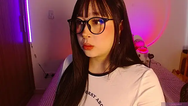 Oliviargf online show from March 2026 12:22:02 PM