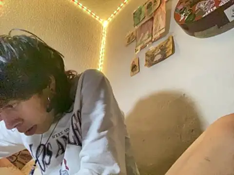 kirito kun online show from March 2026 01:51:02 AM