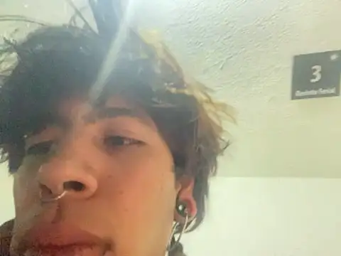 kirito kun online show from March 2026 04:52:01 PM