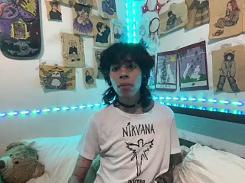 kirito kun online show from April 2026 04:19:01 AM