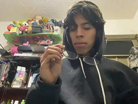 kirito kun online show from March 2026 03:12:01 AM