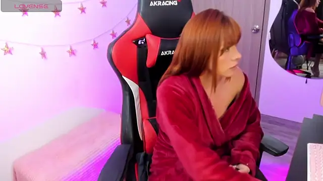 LindaSilverstone online show from October 2025 07:25:02 PM