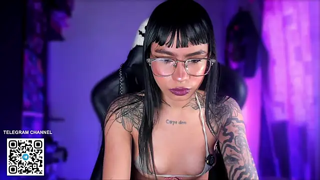 sofiafenty online show from May 2026 04:59:02 PM