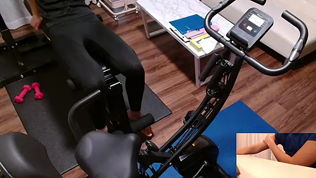 Stretch-man online show from March 2026 04:30:01 AM