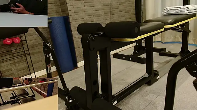 Snapshot of Stretch-man chatting on November 2025 04:38:02 AM Stretch-man online show from November 2025 04:38:02 AM