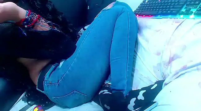 Snapshot of XxxReinaSexyBodyxxX777 chatting on March 2025 01:41:01 PM XxxReinaSexyBodyxxX777 online show from March 2025 01:41:01 PM