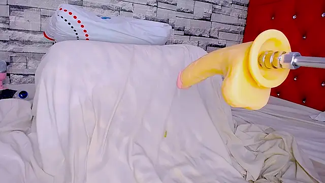 lucia-233 online show from March 2025 11:12:02 PM