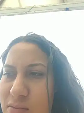 esmeralda jadees online show from March 2025 06:43:01 PM