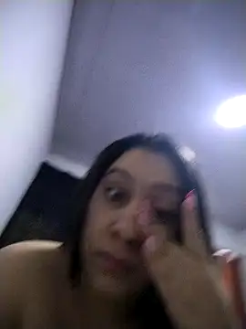 esmeralda jadees online show from November 2025 12:49:01 PM