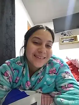 Snapshot of esmeralda_jadees chatting on May 2026 01:18:02 PM esmeralda jadees online show from May 2026 01:18:02 PM