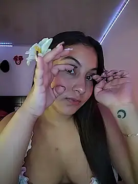 esmeralda jadees online show from June 2026 07:44:02 PM