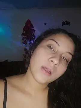 esmeralda jadees online show from March 2025 06:39:02 PM