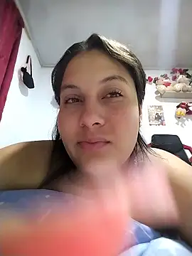 esmeralda jadees online show from June 2026 11:15:01 AM