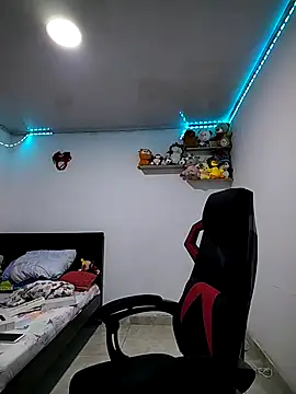 esmeralda jadees online show from March 2026 09:45:01 AM