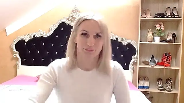 Snapshot of Diamond888 chatting on November 2025 06:30:01 PM Diamond888 online show from November 2025 06:30:01 PM