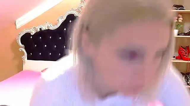 Snapshot of Diamond888 chatting on February 2026 07:38:02 AM Diamond888 online show from February 2026 07:38:02 AM