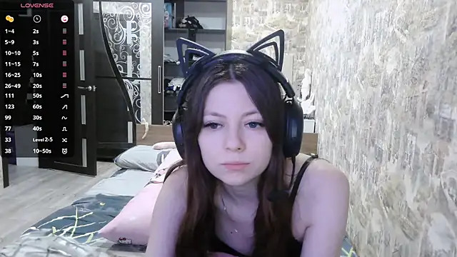 RendyDow online show from November 2025 08:29:02 AM