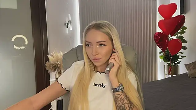 OhMyEmma online show from February 2026 12:55:01 AM