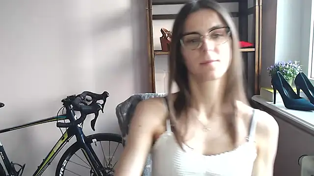 love megi online show from February 2026 02:26:01 PM