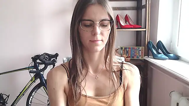 love megi online show from May 2026 10:36:01 AM