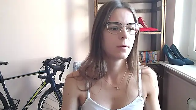 love megi online show from April 2026 06:38:02 AM