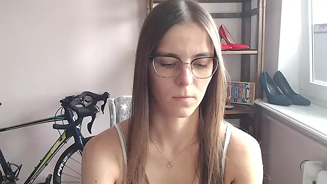 love megi online show from July 2026 01:29:02 PM