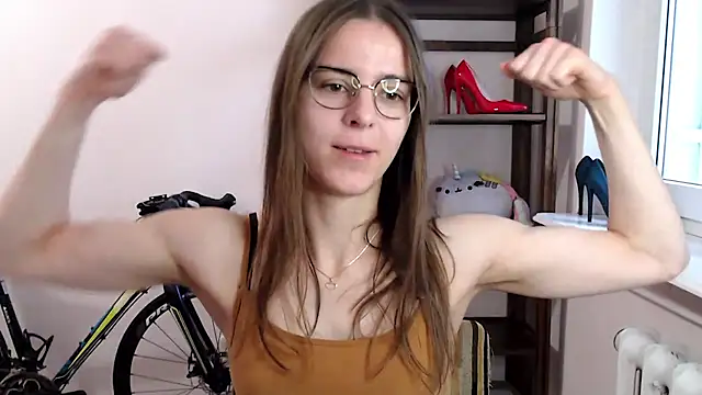 love megi online show from December 2025 07:33:02 AM