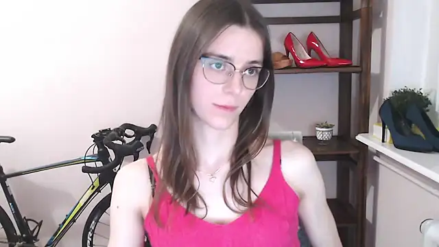 love megi online show from February 2026 07:35:02 PM