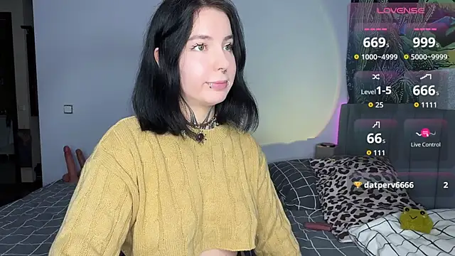 Snapshot of yourvodka chatting on November 2025 12:00:01 AM yourvodka online show from November 2025 12:00:01 AM