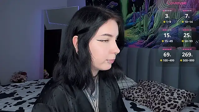 Snapshot of yourvodka chatting on November 2025 01:27:02 PM yourvodka online show from November 2025 01:27:02 PM