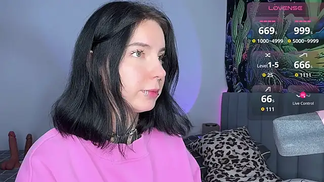 Snapshot of yourvodka chatting on November 2025 01:49:01 AM yourvodka online show from November 2025 01:49:01 AM