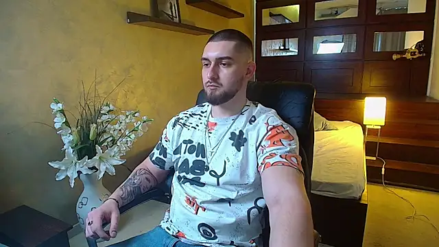 Snapshot of MatiasDean chatting on March 2025 05:47:01 AM MatiasDean online show from March 2025 05:47:01 AM