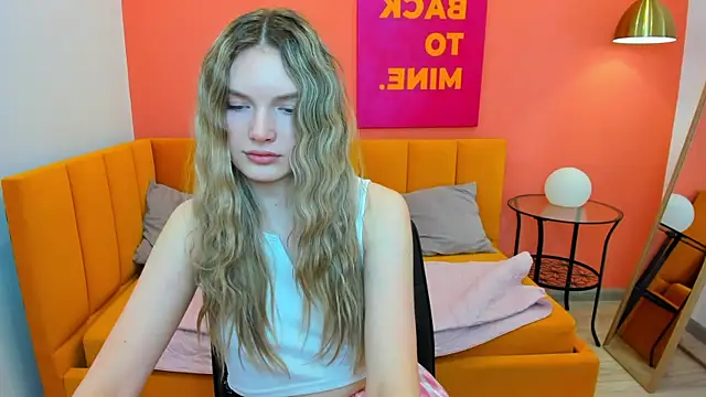 EvelineAmore online show from May 2026 08:41:02 AM