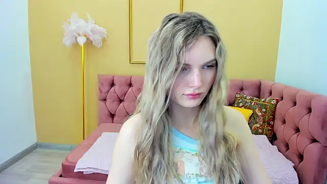 EvelineAmore online show from May 2026 08:57:02 AM