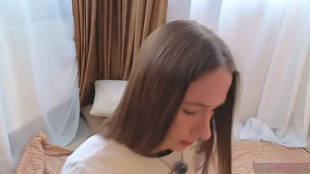 Kira mindnes online show from March 2026 05:44:01 AM