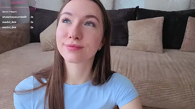 Kira mindnes online show from April 2026 06:31:01 AM