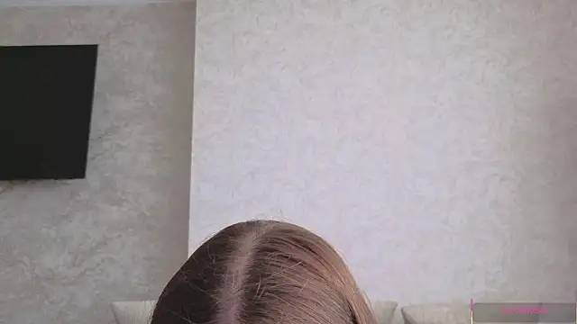 Kira mindnes online show from March 2026 06:02:02 AM