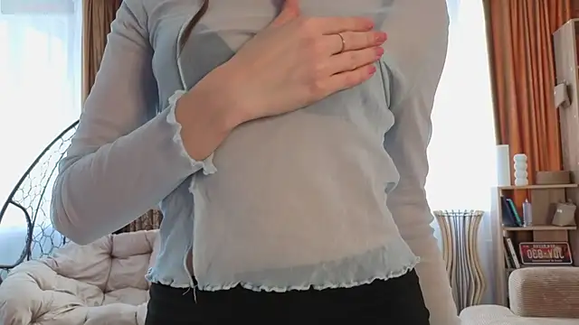 Kira mindnes online show from October 2025 05:20:02 AM