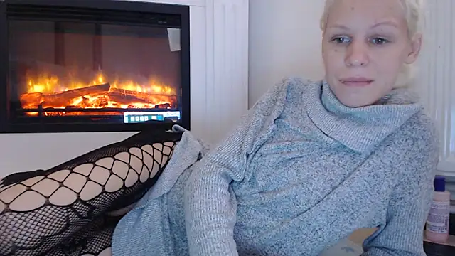 Snapshot of ElssaRush chatting on October 2025 08:59:01 AM ElssaRush online show from October 2025 08:59:01 AM