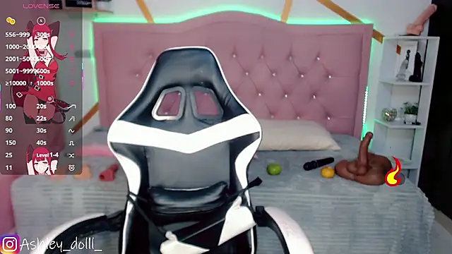 Ashley dolll online show from November 2025 09:07:01 PM