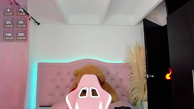 Ashley dolll online show from February 2026 09:12:01 PM