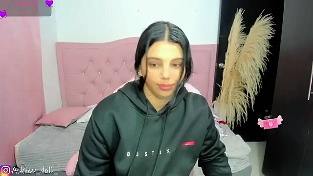 Snapshot of Ashley_dolll chatting on July 2026 10:16:02 PM Ashley dolll online show from July 2026 10:16:02 PM