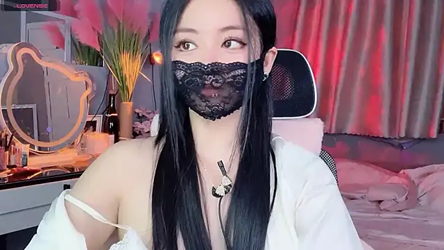 Snapshot of MI_KA22 chatting on October 2025 07:02:01 PM MI KA22 online show from October 2025 07:02:01 PM