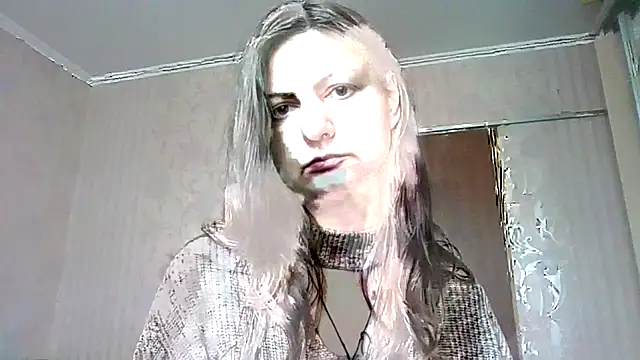 AliseWats online show from March 2025 10:48:01 AM