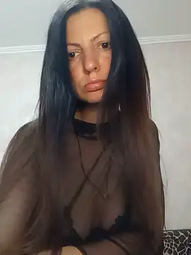 AliseWats online show from July 2026 09:33:01 PM