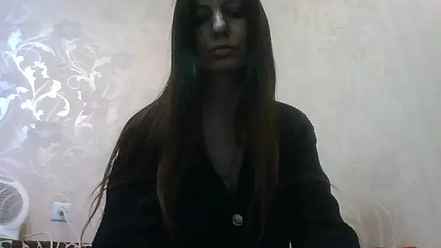 AliseWats online show from October 2025 07:13:02 PM