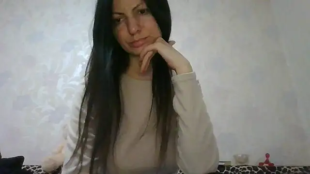 Snapshot of AliseWats chatting on May 2026 08:34:02 PM AliseWats online show from May 2026 08:34:02 PM
