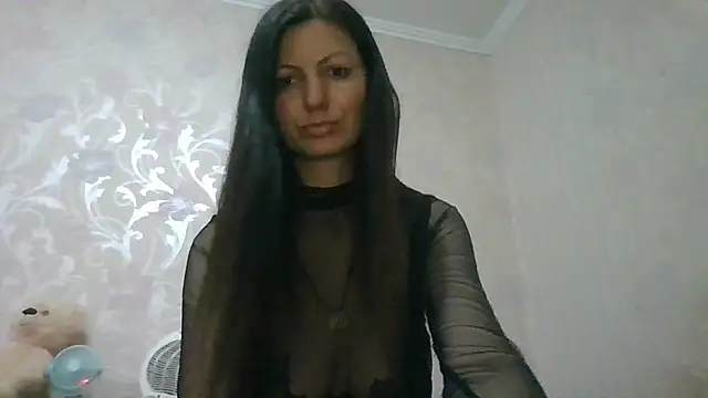 AliseWats online show from June 2026 08:03:02 PM