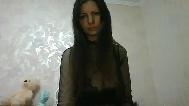AliseWats online show from June 2026 07:37:02 PM