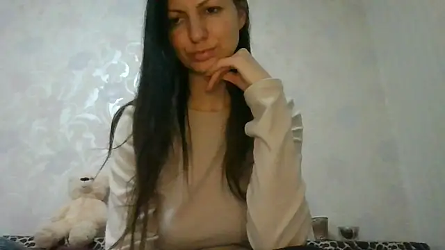 Snapshot of AliseWats chatting on May 2026 09:01:02 PM AliseWats online show from May 2026 09:01:02 PM